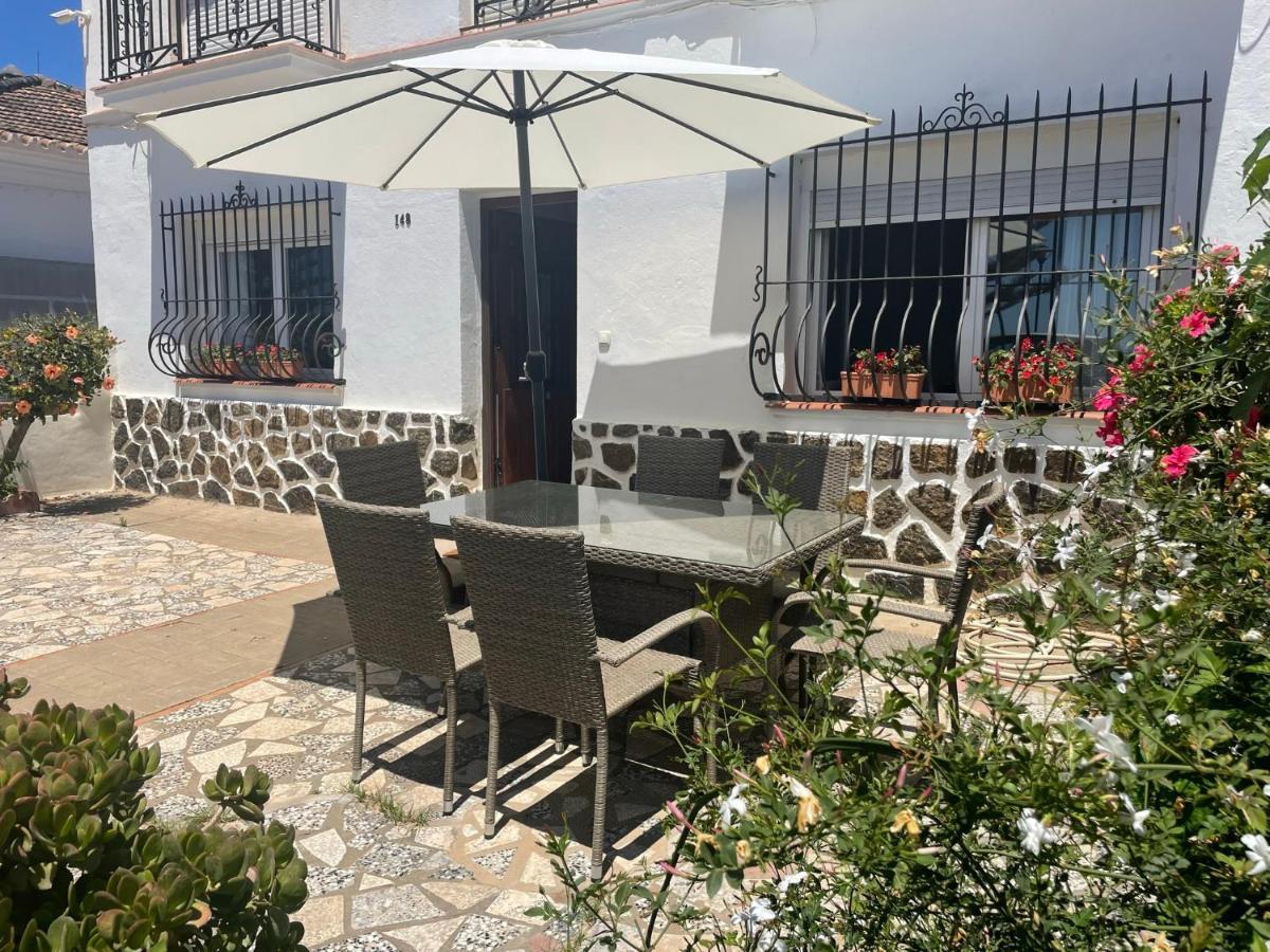 Casa 1ª Linea De Playa Benajarafe Apartman Kültér fotó